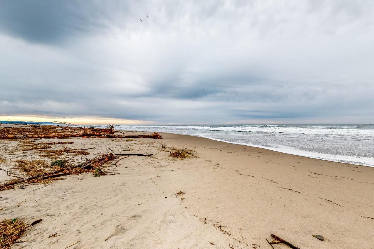 Вілла Oceanside Oasis Лінкольн-Сіті Екстер'єр фото
